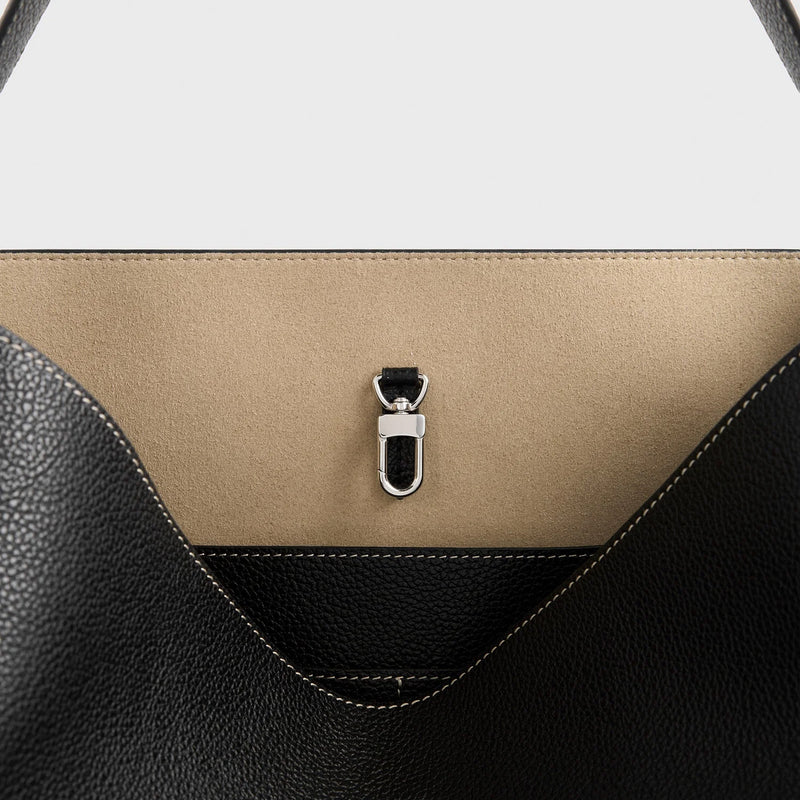TOTEME MEDIUM BELTED GRAINED-LEATHER TOTE, Black
