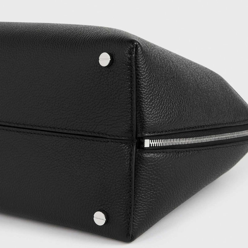 TOTEME MEDIUM GRAINED-LEATHER DAY TOTE, Black