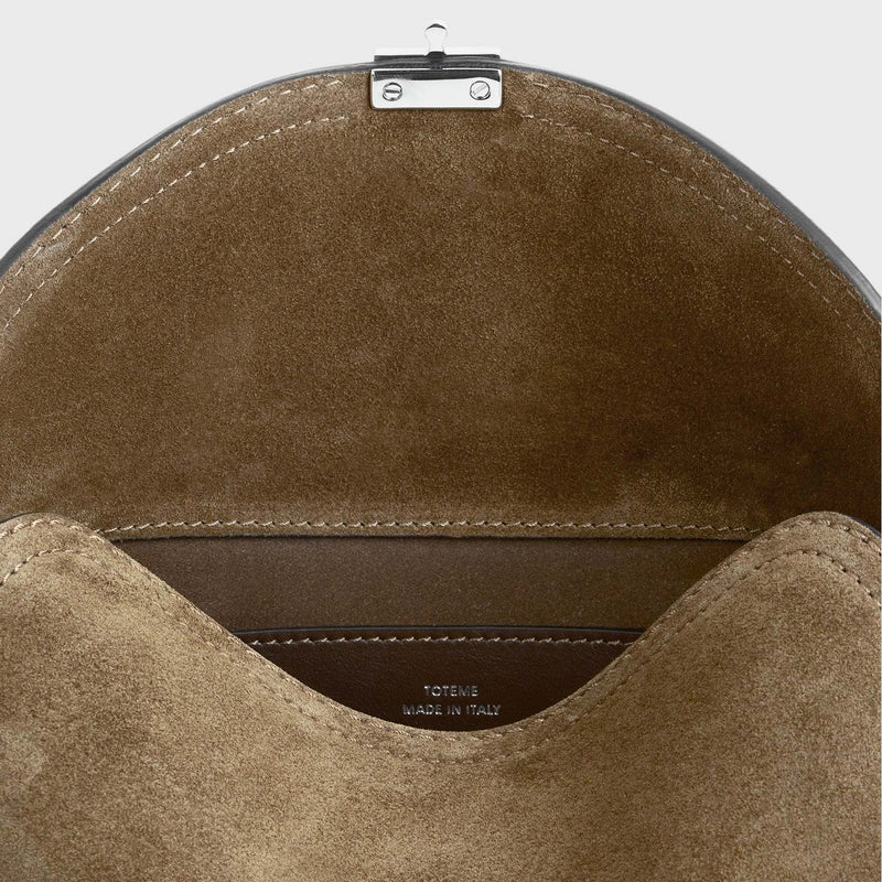 TOTEME T-LOCK SUEDE CLUTCH, Tobacco