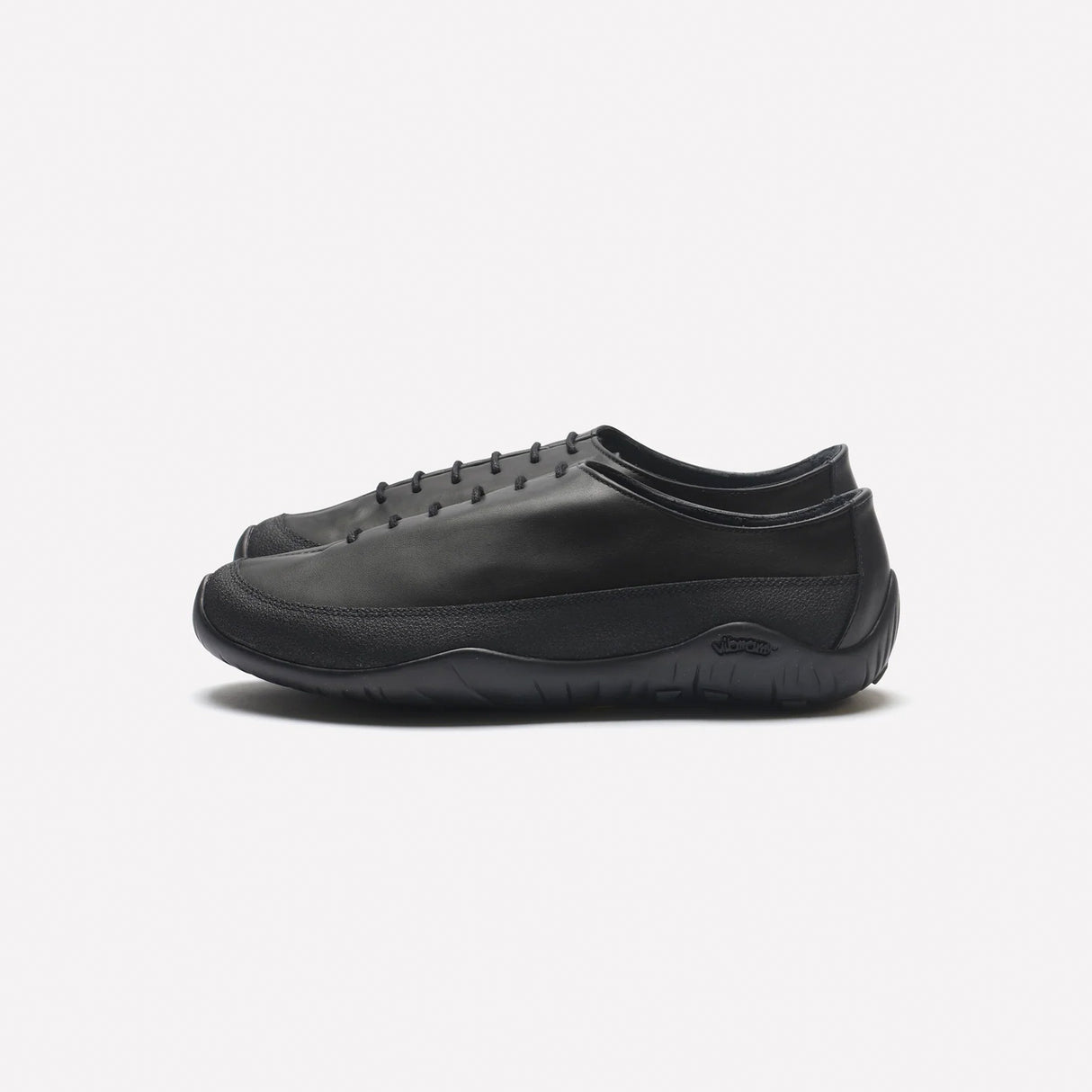 Tarvas WANDERER LEATHER, Black