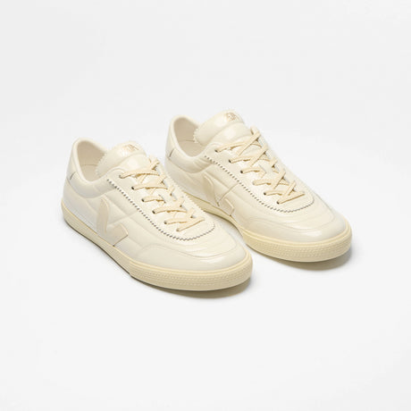 Veja PANENKA PATENT LEATHER, Off White