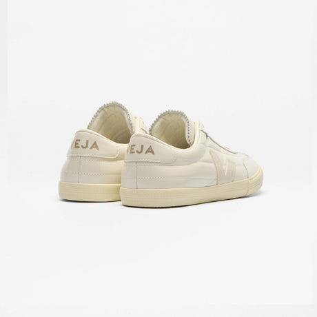 Veja PANENKA PATENT LEATHER WOMEN'S, Off White