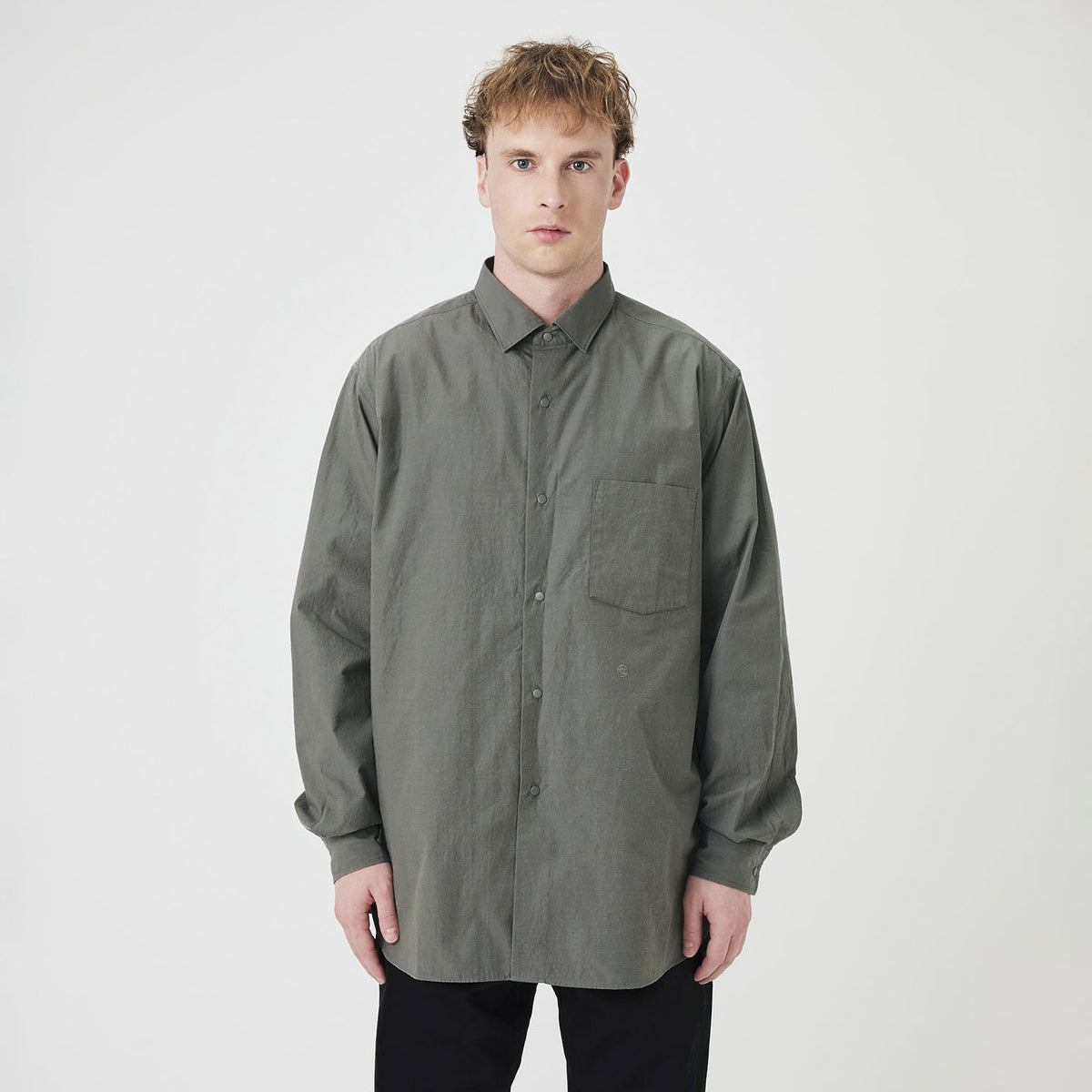 nanamica REGULAR COLLAR WIND SHIRT, Charcoal